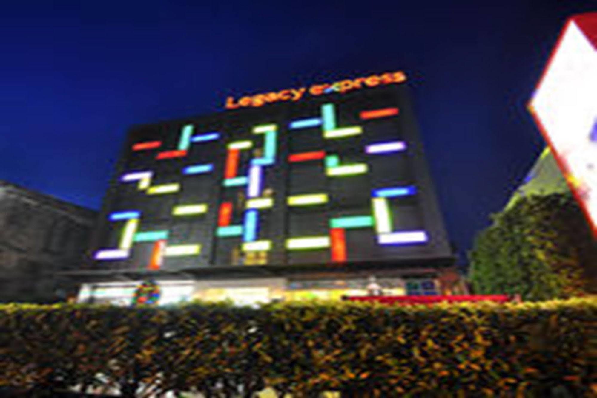 Legacy Hotel Bangkok Sukhumvit Esterno foto