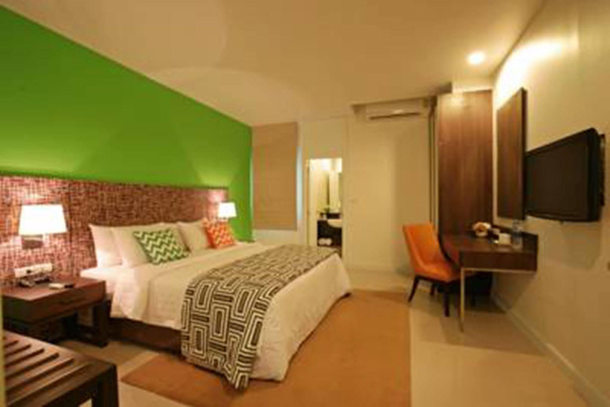 Legacy Hotel Bangkok Sukhumvit Esterno foto
